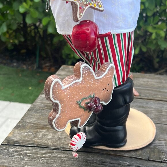 Vintage Annalee 20" Chef Santa with Wisk & Candy Garland Gingerbread Bear 2003 - Picture 9 of 12